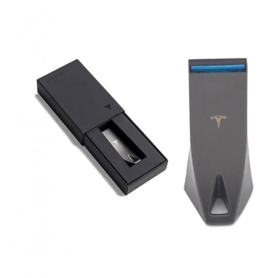 فلش اورجینال تسلا (TESLA) مدل 128GB usb3.1
