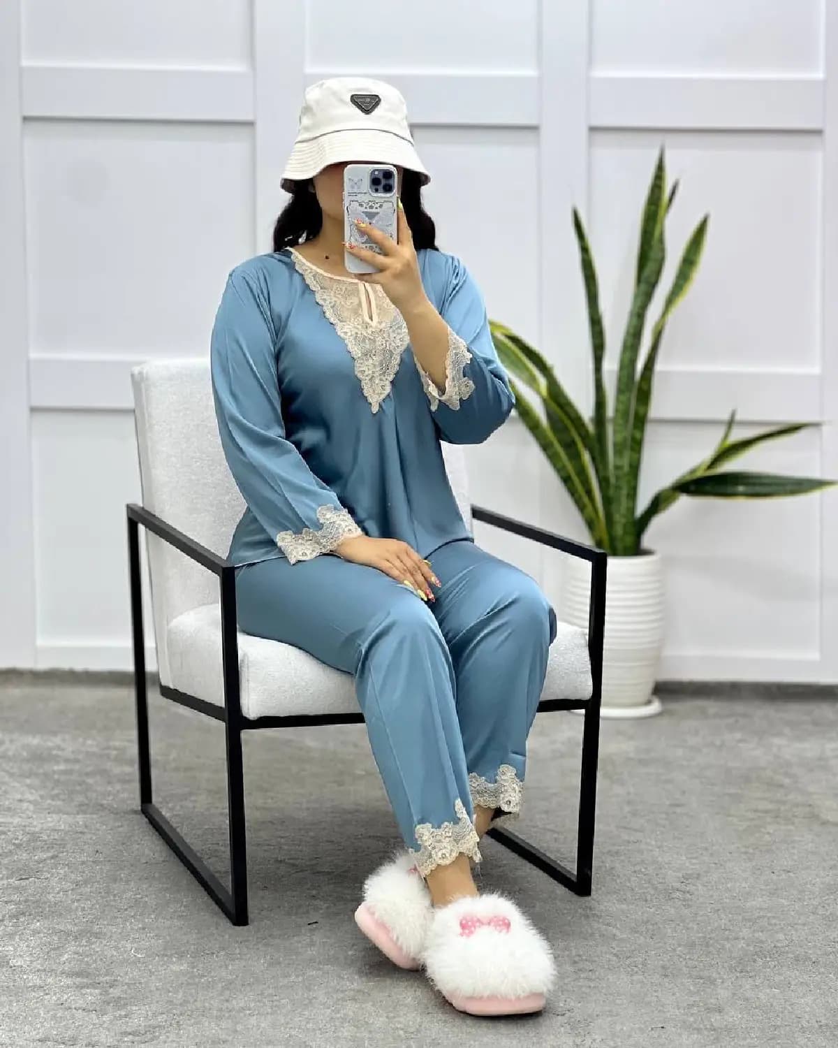 ست بلوز و شلوار راحتی زنانه ساتن ابريشم کد ۱۰۹۷