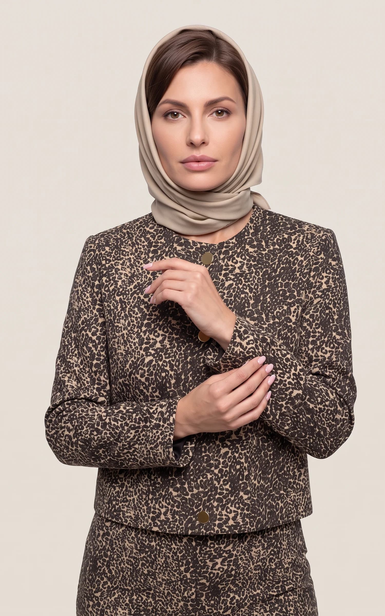 کت تک زنانه کوتاه یقه گرد طرح‌دار دکمه‌ای nevado کد 405013091940 — تصویر ۲