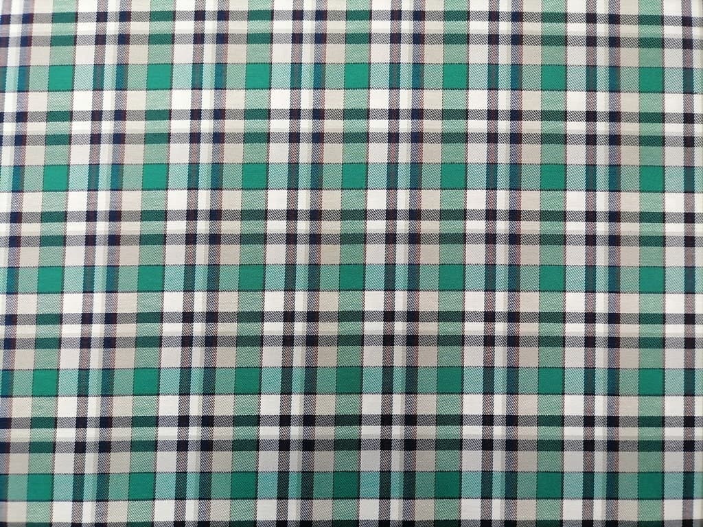پارچه چهارخانه سبز – مشکی – سفید (ایرانی طرح متوسط عرض 1.5) — تصویر ۵