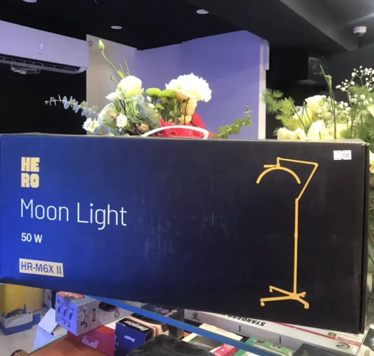 نور ثابت مون لایت مدل HR-m6xII — تصویر ۲