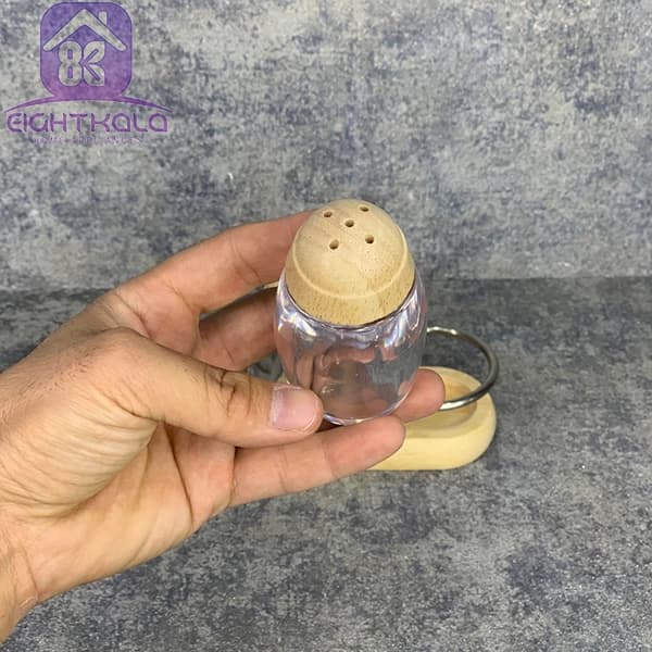 نمکدان دو تکه استند دار MY.A.Z | نمک و فلفل‌پاش شیشه‌ای با درب چوبی — تصویر ۳