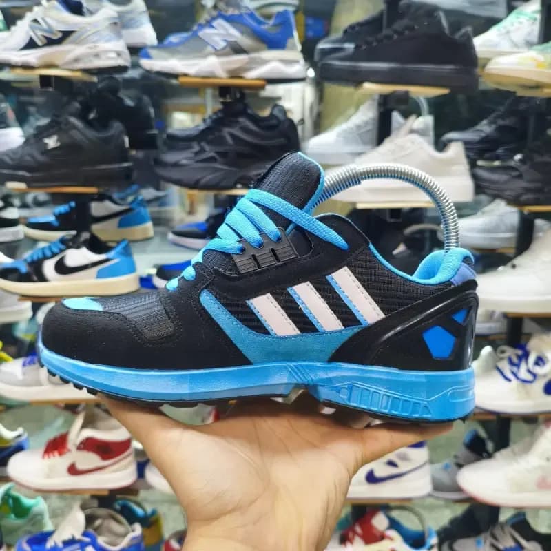 کتونی ادیداس ZX 8000 آبی مشکی مردانه — تصویر ۴