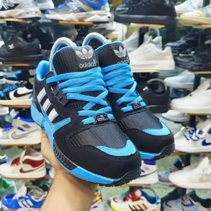 کتونی ادیداس ZX 8000 آبی مشکی مردانه — تصویر ۳
