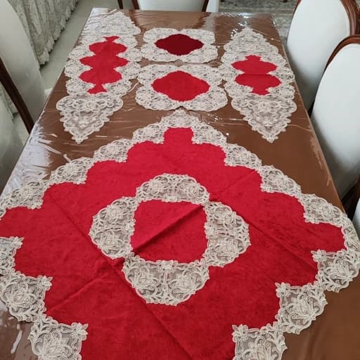 سرویس رومیزی مخمل دانتل ترک پنج تکه زرشکی طرح گل