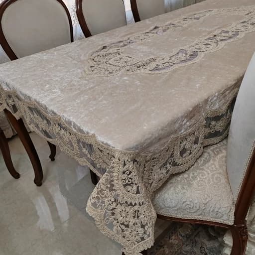 رومیزی غذاخوری مخمل دانتل ترکیه طرح ورساچه سایز 150*250