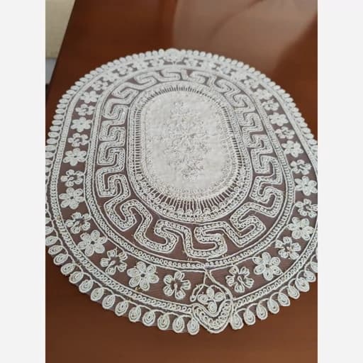 رومیزی زیر بشقابی دانتل مخمل ورساچه بیضی 32*42 — تصویر ۲