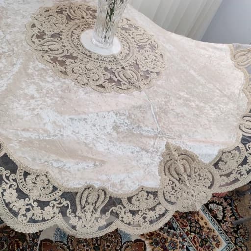 رومیزی گرد غذاخوری مخمل دانتل دومتری ترک اصل کد 11 — تصویر ۴
