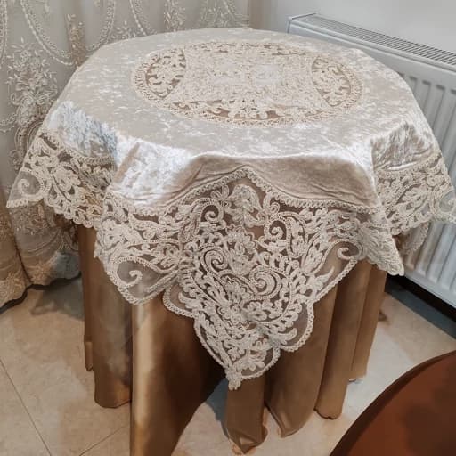 رومیزی مربع بزرگ مخمل دانتل ترک طرح آنتیک 110 — تصویر ۳