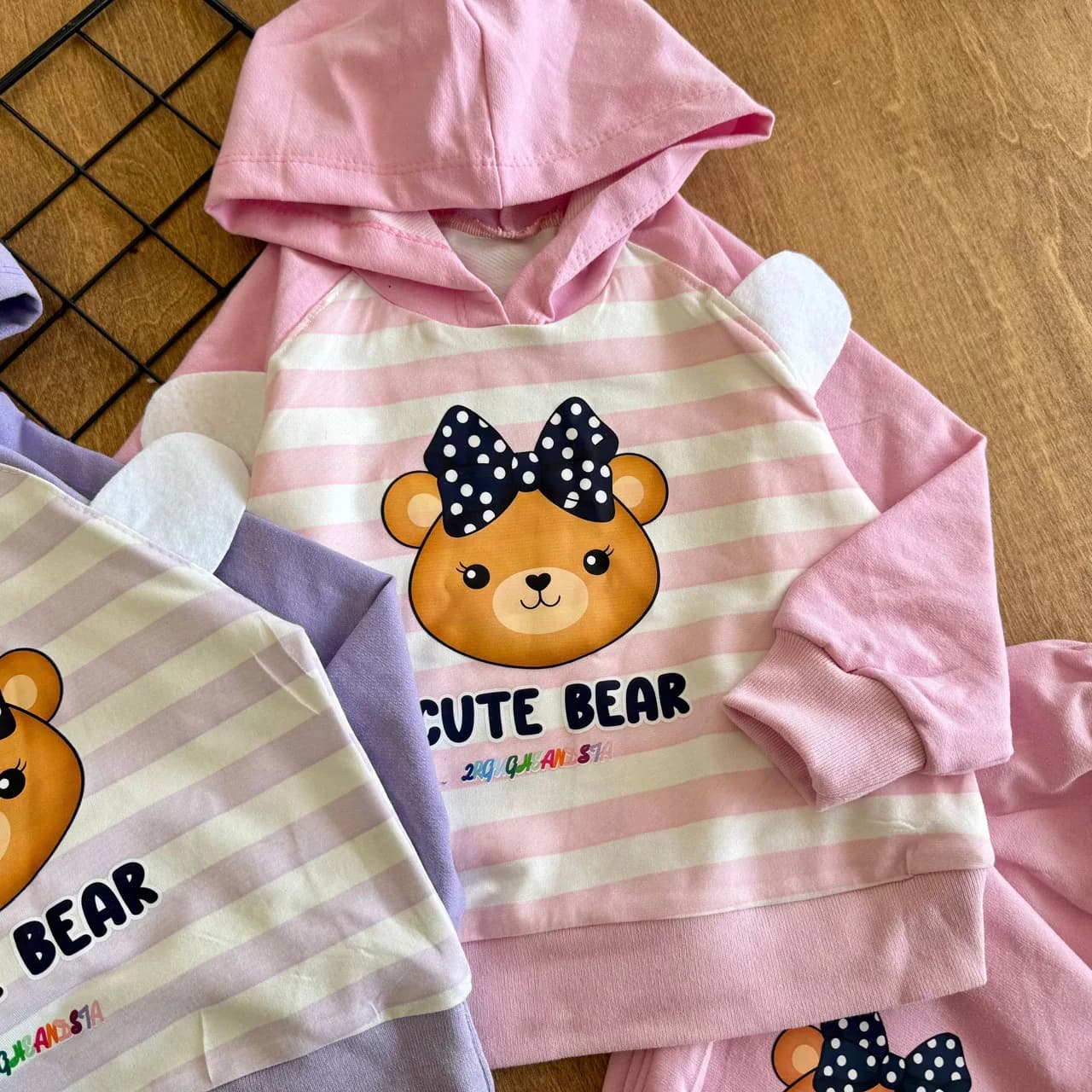 هودی شلوار راه راه خرس پاپیونی Cute Bear کد 6999 — تصویر ۲