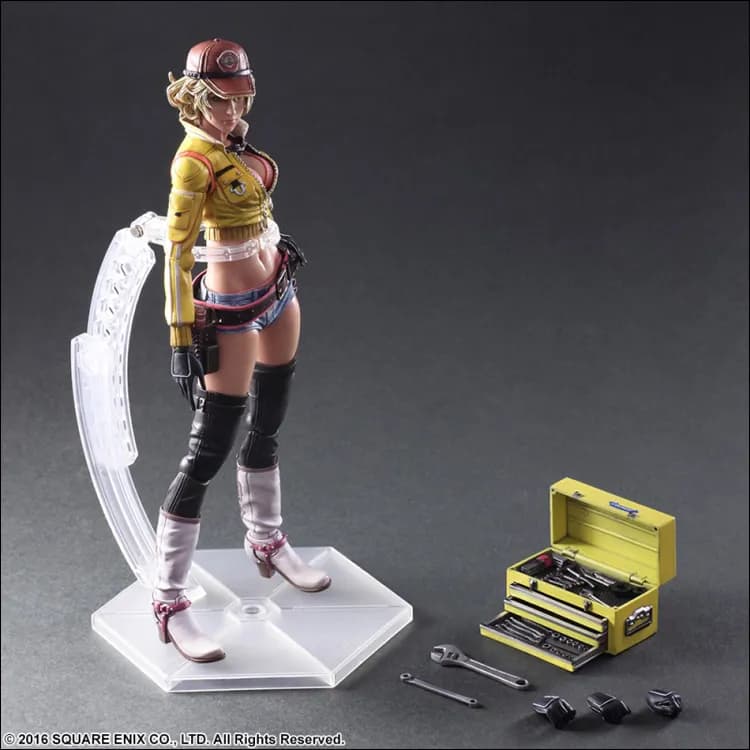 اکشن فیگور سیندی آوروم دختر مکانیک از سری فاینال فانتزی برند Play Arts Kai ارتفاع 24 سانتی متر — تصویر ۴