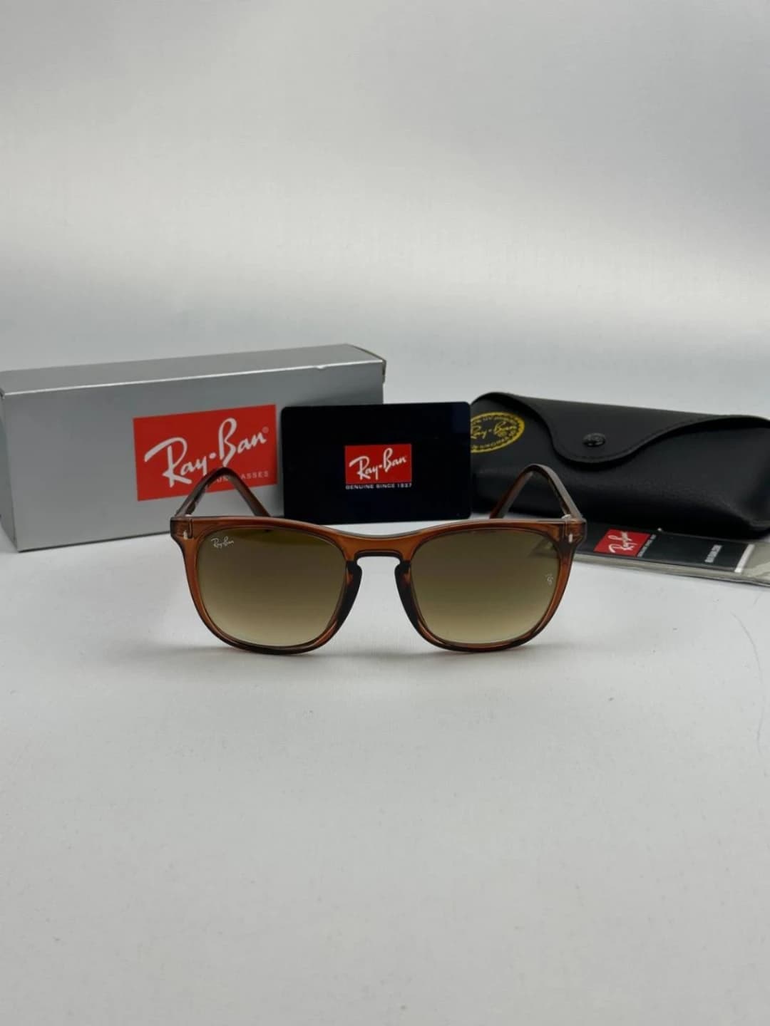 عینک ریبن قهوه ای rayban rb-2210 — تصویر ۲
