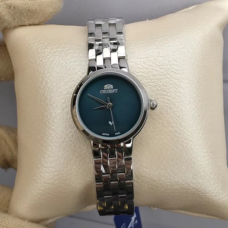 ساعت مچی عقربه ای اورجینال زنانه اورینت وی(V)نقره ای کله غازی مدل 842L — تصویر ۶