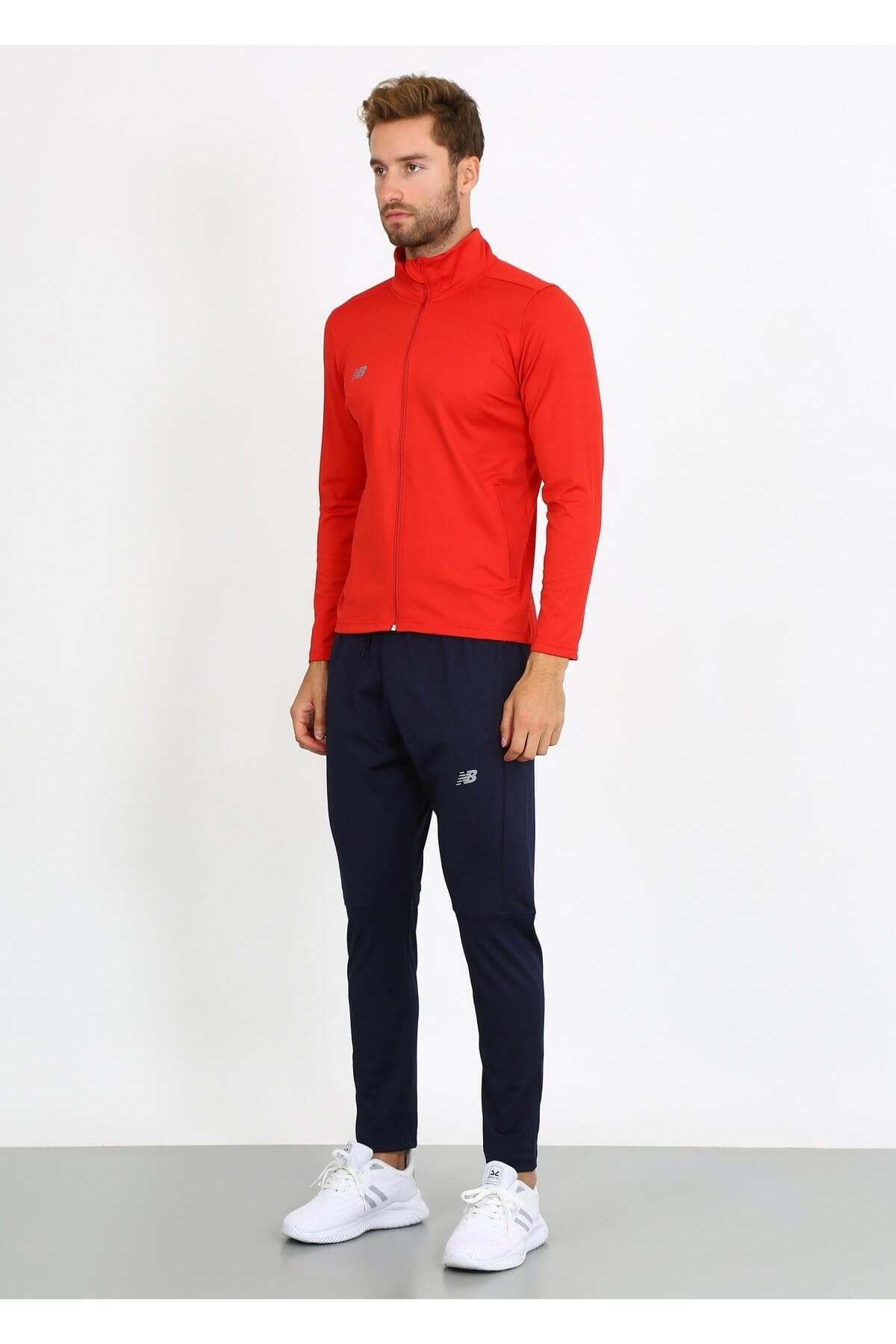 ژاکت اسپرت نیو بالانس مردانه پارچه قرمز اسپرت راسته Regular/رگولار Fitted/فیت اسپرت | New Balance NBTM2102 TR — تصویر ۵