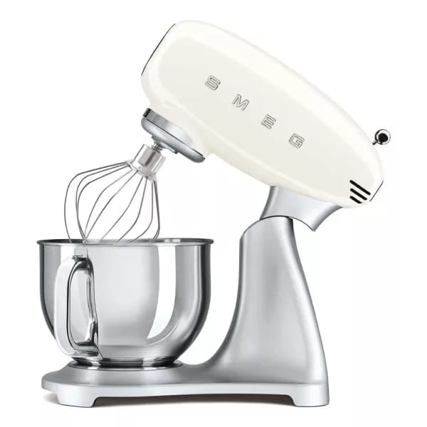 همزن اسمگ پایه استیل کرم مدل Smeg SMF02 — تصویر ۴