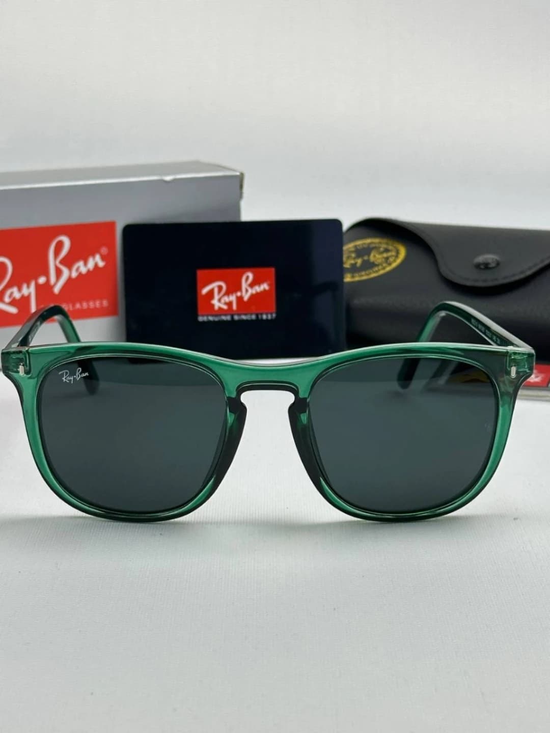 عینک ریبن سبز rayban rb-2210 — تصویر ۲