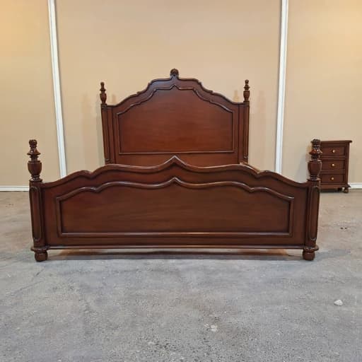 تخت خواب دونفره کلاسیک 160 و یک پاتختی مبلمان فرنا مدل 1145468