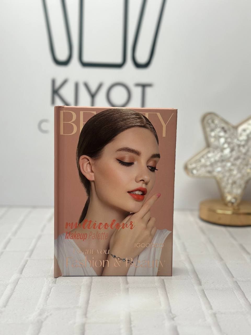 پالت همه کاره ی 5 صحفه طرح گلبه ای از برند | IGOODCO
