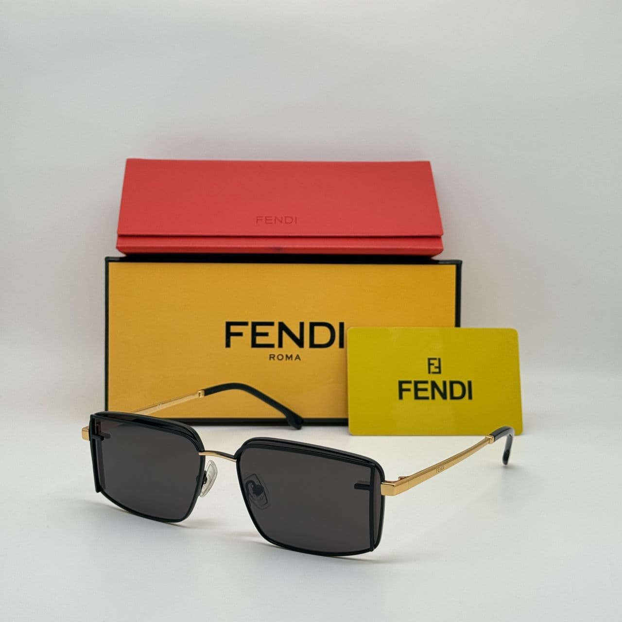 عینک آفتابی زنانه FENDI کد FE40102U
