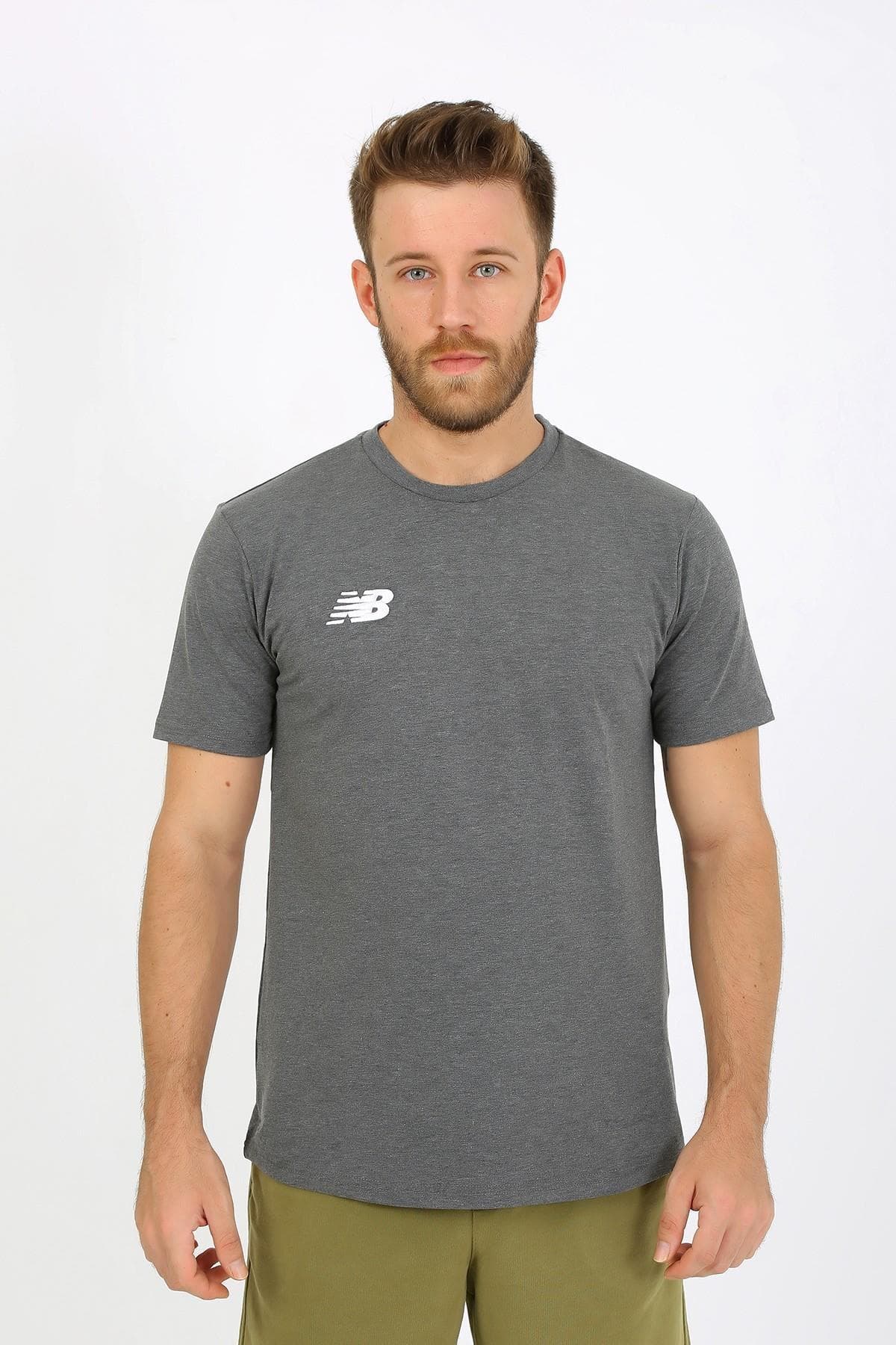 تی شرت ورزشی نیو بالانس مردانه پارچه خاکستری راسته Regular/رگولار Regular/رگولار اسپرت | New Balance TST2235-ANT TR