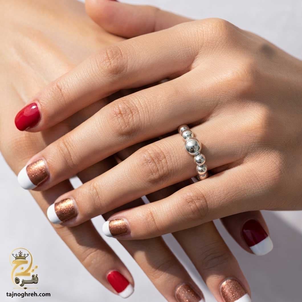 انگشتر نقره زنانه طرح توپی ظریف مدل RSW F91 — تصویر ۲
