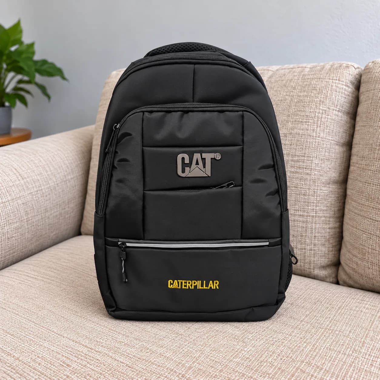 کوله پشتی لپ تاپ کت CAT مشکی چندزیپ پورت USB