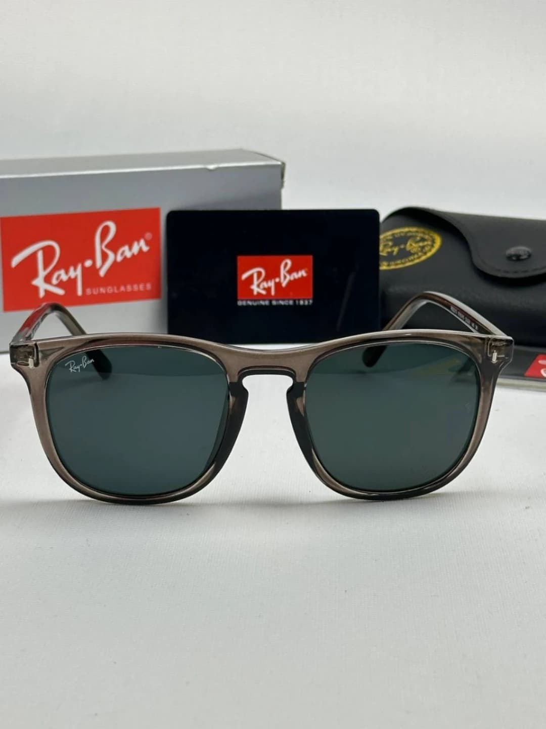 عینک ریبن طوسی rayban rb-2210 — تصویر ۲