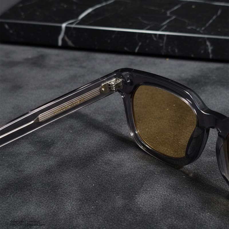 عینک آفتابی ویفرر (Wayfarer) کارفیا مدل Solis DB — تصویر ۵