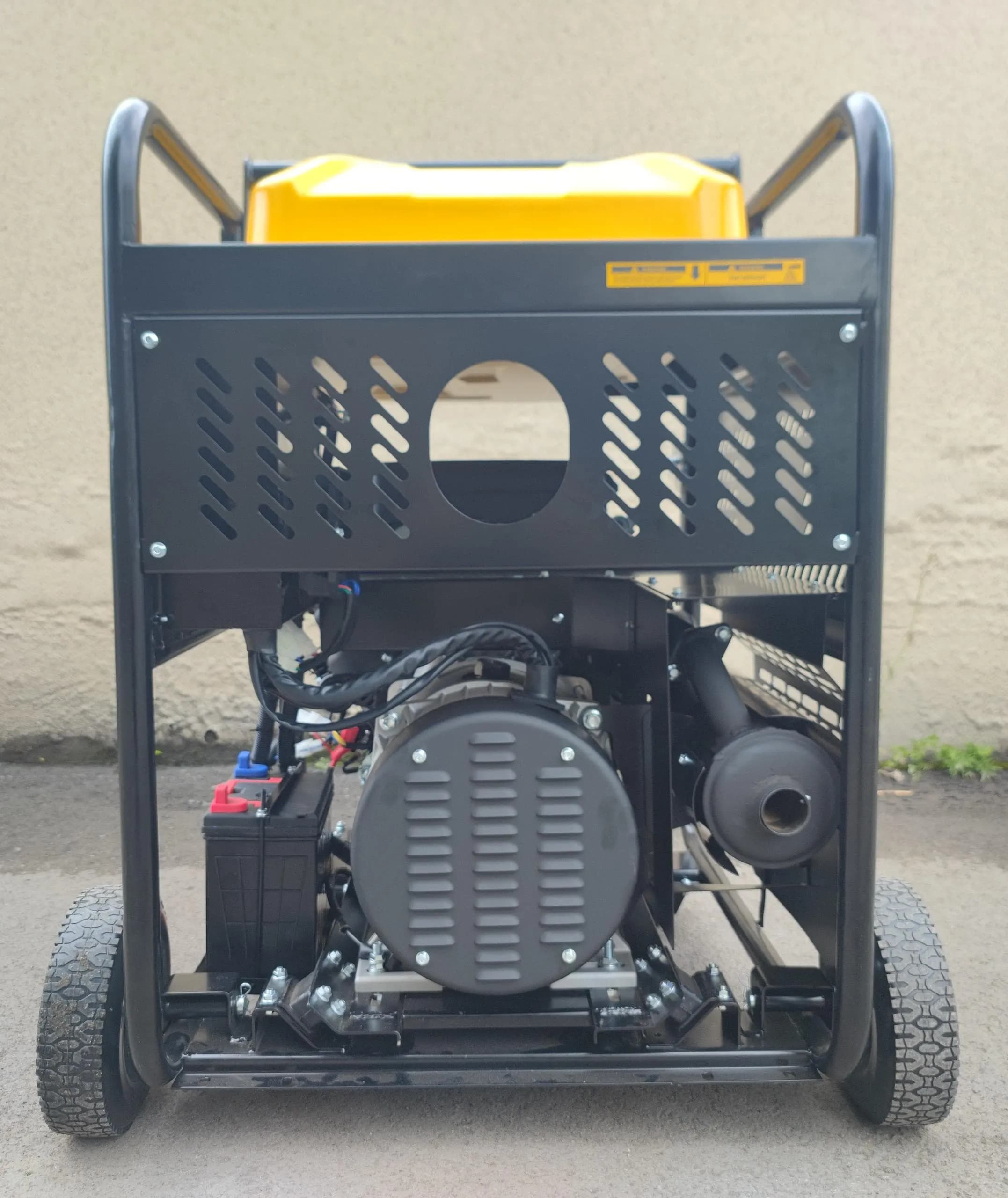 موتور برق بنزینی وینکو 16 کیلووات مدل +R23000DWHB — تصویر ۳