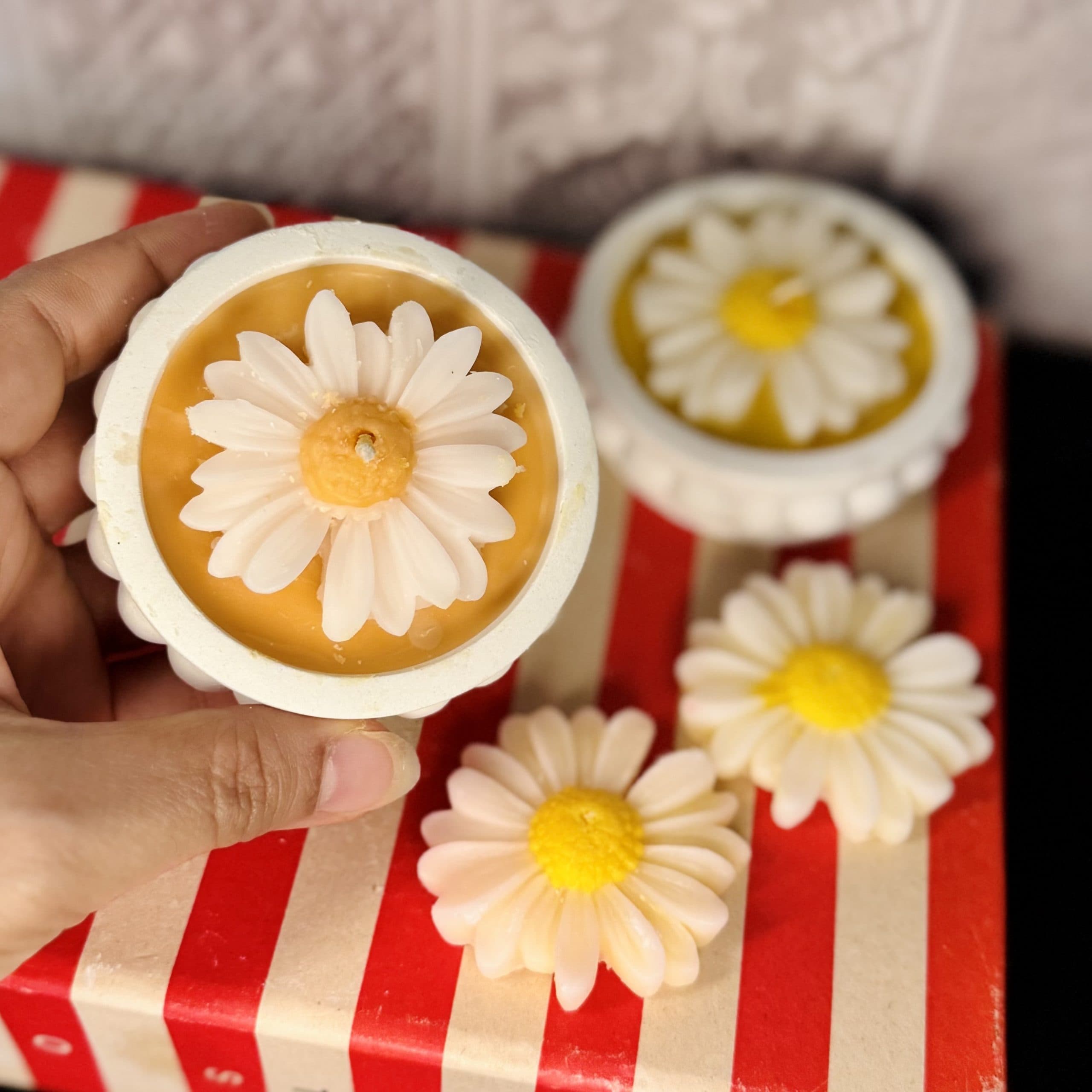 شمع شات سنگی مدل Margaret — تصویر ۶