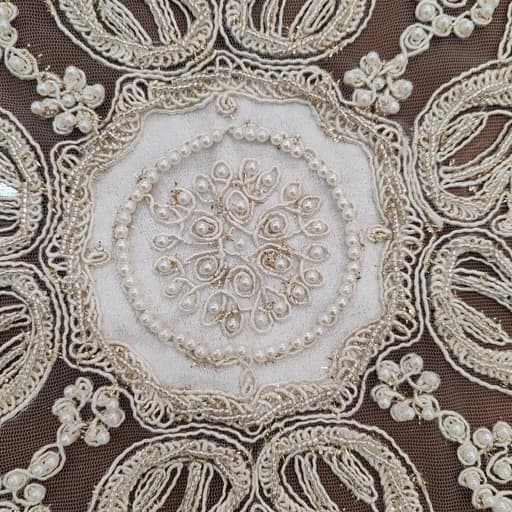 رومیزی ملیله و مروارید دوزی مخمل دانتل سه تکه طرح لاله — تصویر ۳