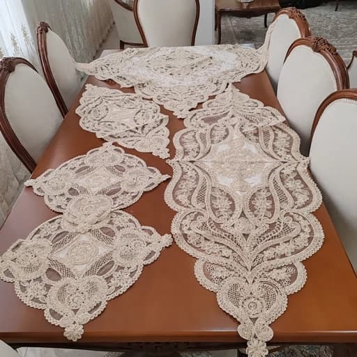 رومیزی پنج تکه مخمل دانتل ترک طرح آی تک — تصویر ۲