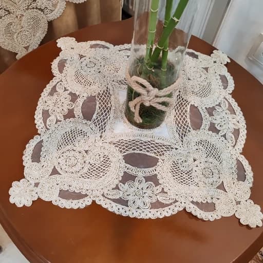 رومیزی پنج تکه مخمل دانتل ترک طرح آی تک — تصویر ۷