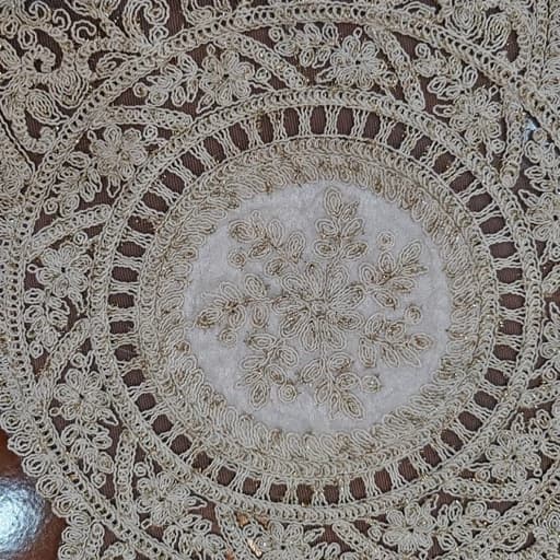 سرویس رومیزی دانتل مخمل ترک چهار تکه مدل تاج — تصویر ۸