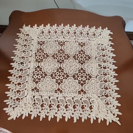 رومیزی عسلی مربع گیپوری سایز 40 سانتی — تصویر ۲