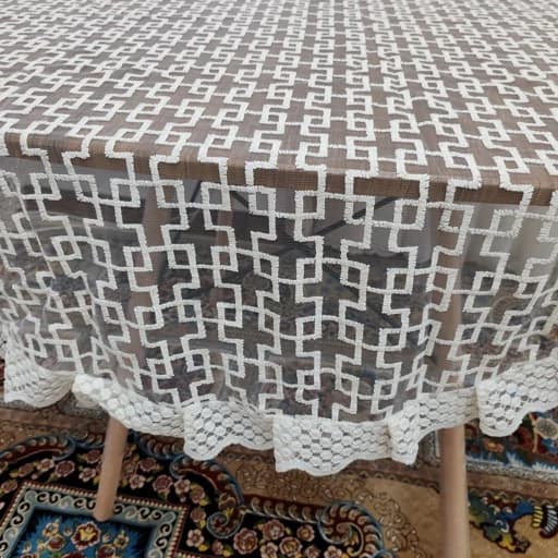 رومیزی غذاخوری گرد تور گیپوری چهار نفره