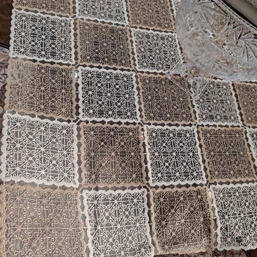 رومیزی گیپوری مربع بزرگ یک متری در سه رنگ