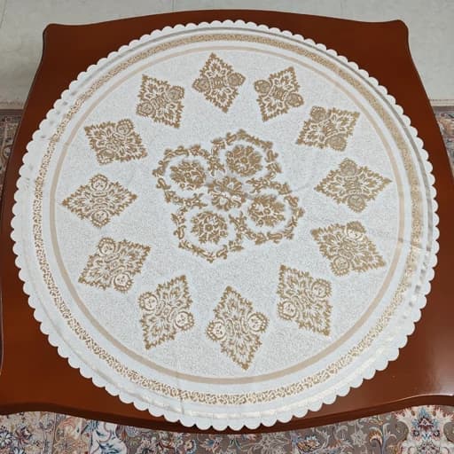 رومیزی گرد مخمل شاین ابریشمی طرح پرواز