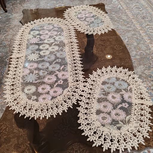 رومیزی بیضی سیم دوزی سه تکه گل طوسی صورتی