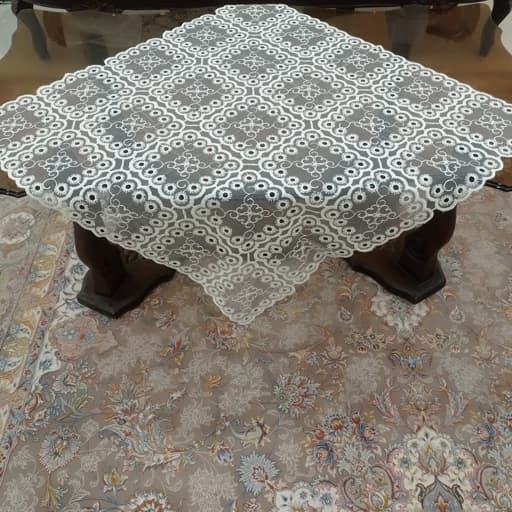 رومیزی روپشتی مربع حریر گیپور جدید گل گرد — تصویر ۳