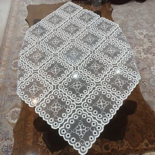 رومیزی روپشتی مربع حریر گیپور جدید گل گرد — تصویر ۲