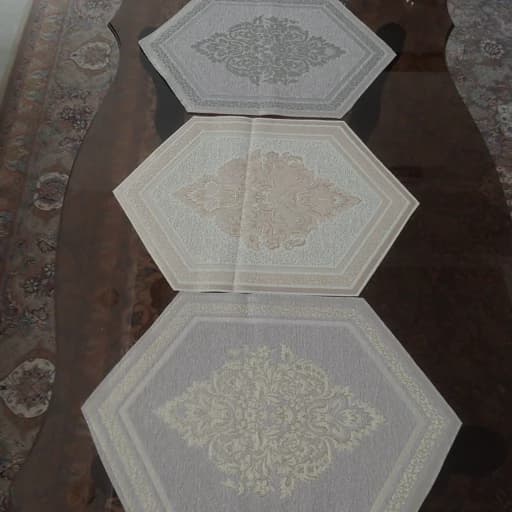 رومیزی چهار تکه مخمل شاین ابریشمی مدل پرواز — تصویر ۷