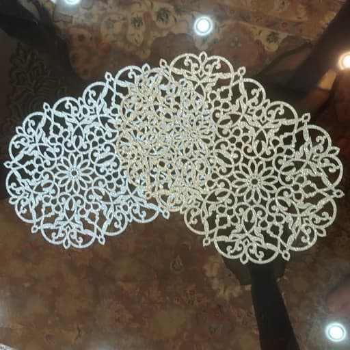 رومیزی توسینی و زیربشقابی بیضی چرم اکلیلی مدل بهار — تصویر ۴