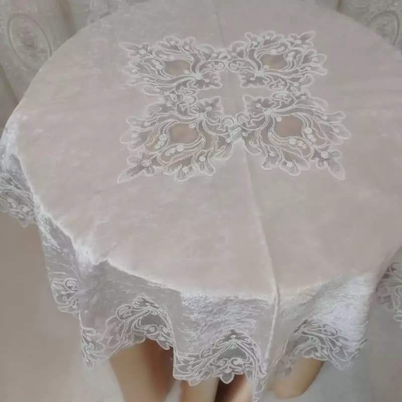 رومیزی گرد مخمل دانتل ترک 120 سانتی گل درشت — تصویر ۶
