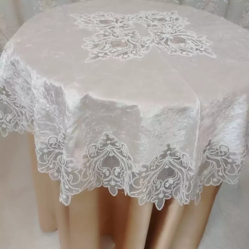 رومیزی گرد مخمل دانتل ترک 120 سانتی گل درشت — تصویر ۴