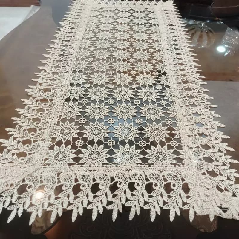 رومیزی گیپوری ابریشم مستطیل و مربع سه تکه — تصویر ۶