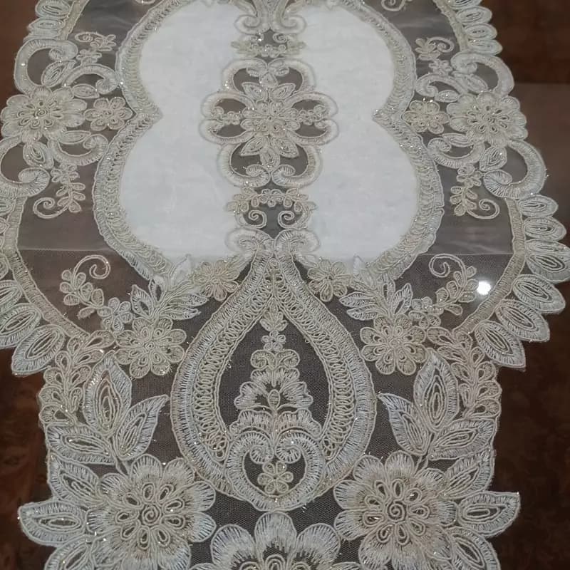 رومیزی رانر غذاخوری مخمل دانتل جدید طرح آیسل — تصویر ۵
