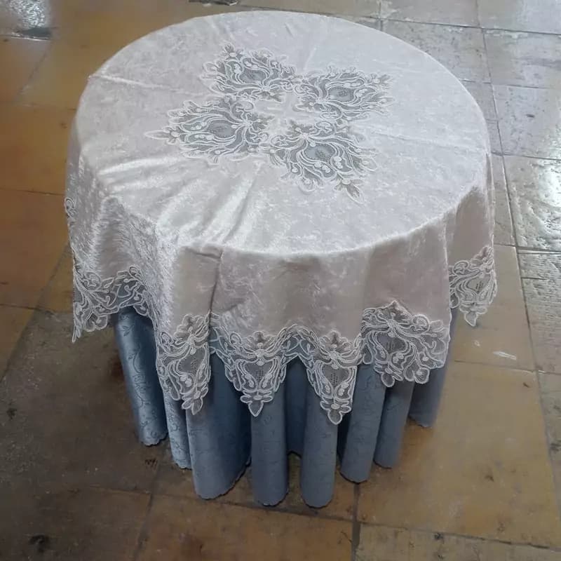 رومیزی گرد غذاخوری و خاطره مخمل دانتل 120 سانت — تصویر ۶