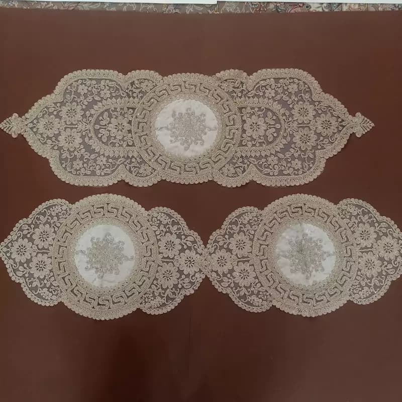 سرویس رومیزی مخمل دانتل پنج تکه طرح ورساچه ترکیه ای — تصویر ۷