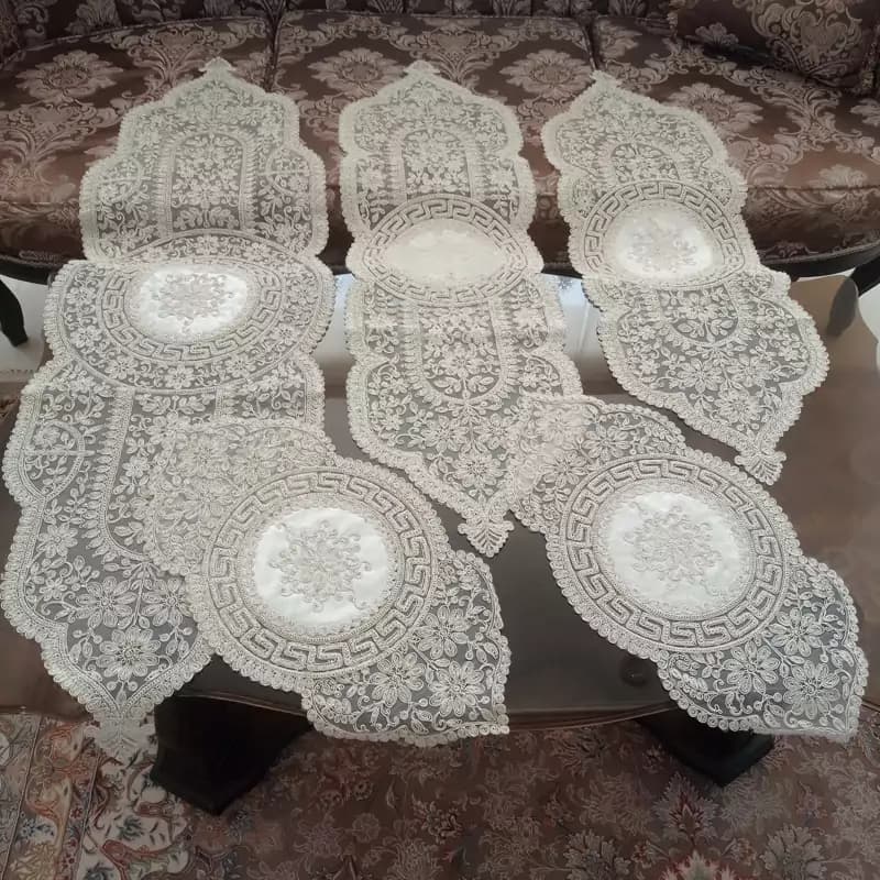 سرویس رومیزی مخمل دانتل پنج تکه طرح ورساچه ترکیه ای — تصویر ۲